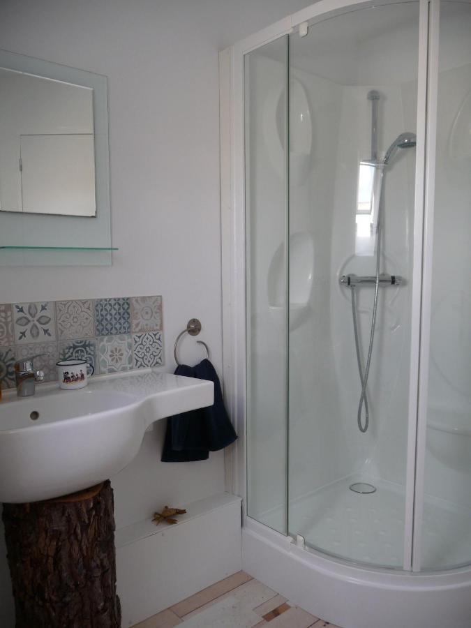 Bretagne Chambre D'Hotes Suite 53M2 Et Caravane Vintage Avec Cuisine Et Salle De Bains Privees Brittany B&B 53M2 Suite And Vintage Caravan Glamping With Private Kitchen And Bathroom Pleumeur-Gautier Eksteriør billede