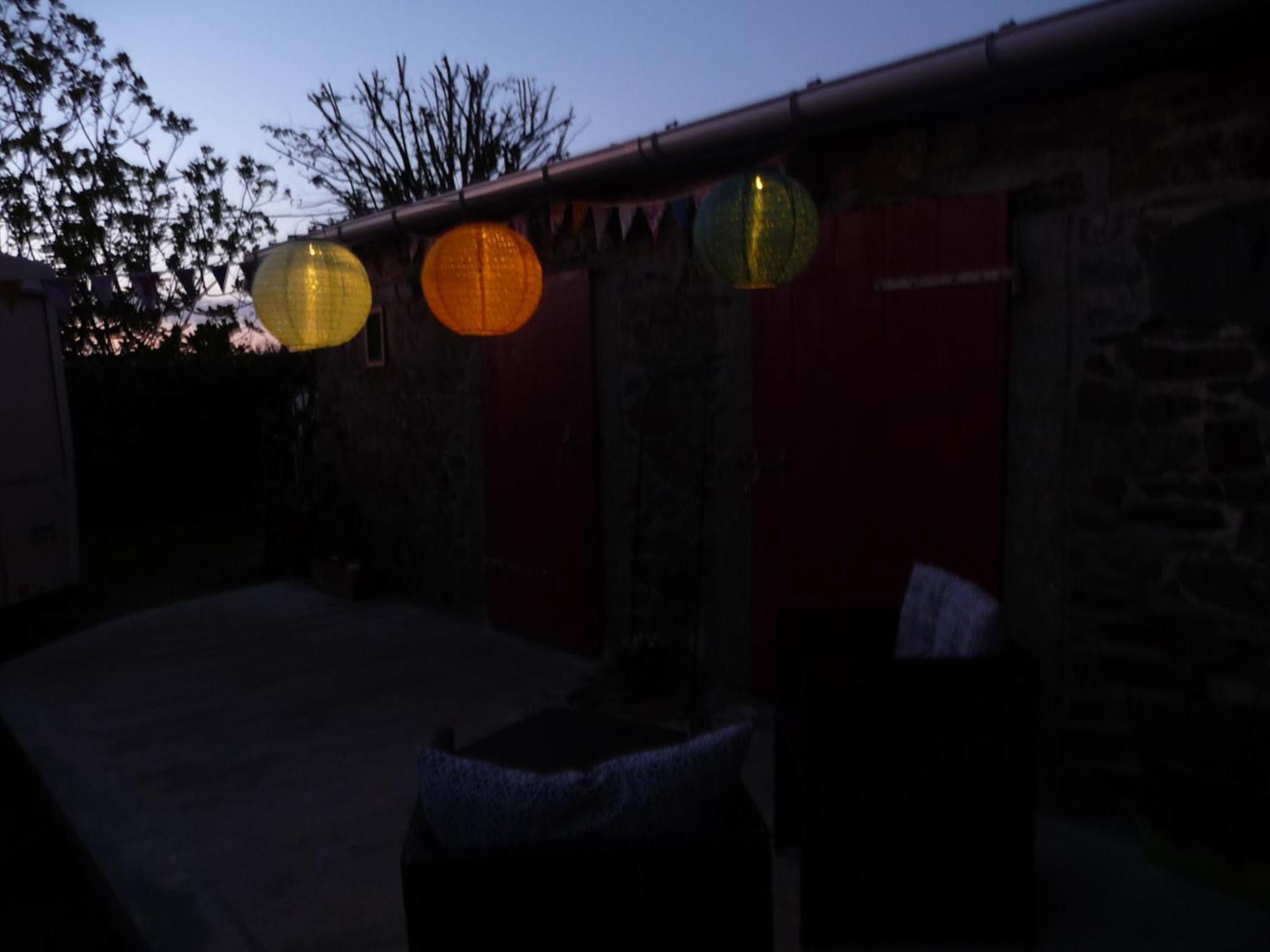 Bretagne Chambre D'Hotes Suite 53M2 Et Caravane Vintage Avec Cuisine Et Salle De Bains Privees Brittany B&B 53M2 Suite And Vintage Caravan Glamping With Private Kitchen And Bathroom Pleumeur-Gautier Eksteriør billede